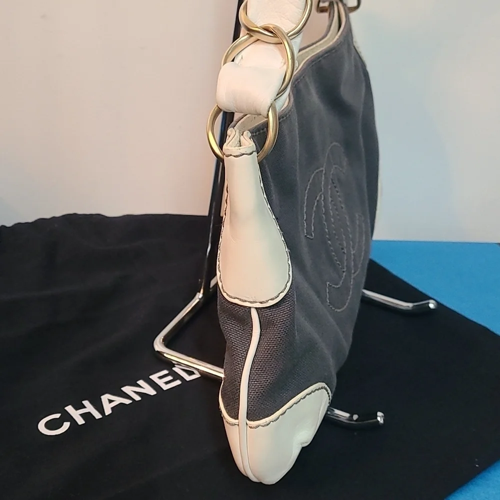CHANEL CC Vintage Olsen Bag - Picture 6 of 17